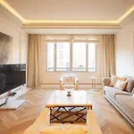Luxury Appartement - Champs Elysees